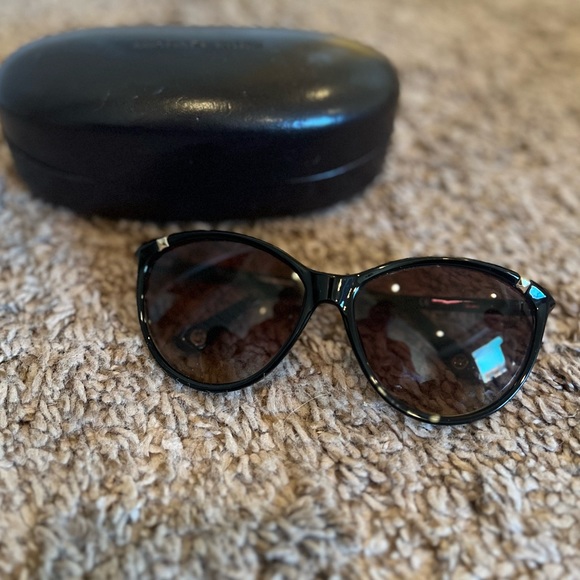 MICHAEL Michael Kors Black Sunglasses with Brown Gradient Lenses